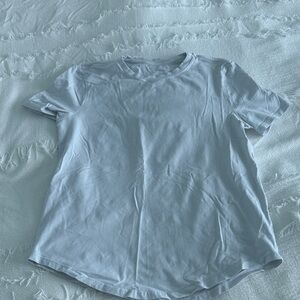 Lululemon tee